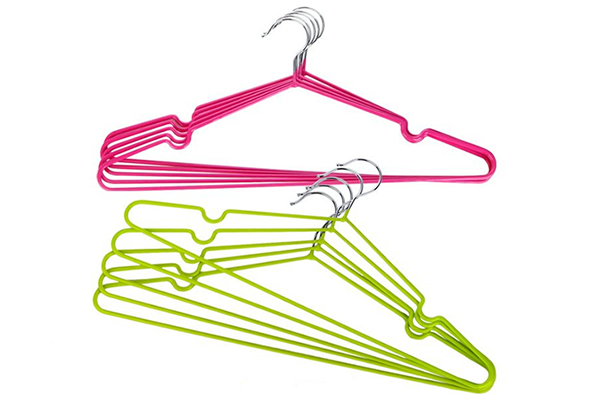White Color 16 Inch 1.9mm Powder Coated Wire Hangers with good price